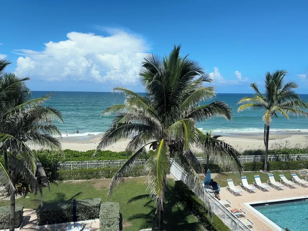 402 On Hutchinson Island