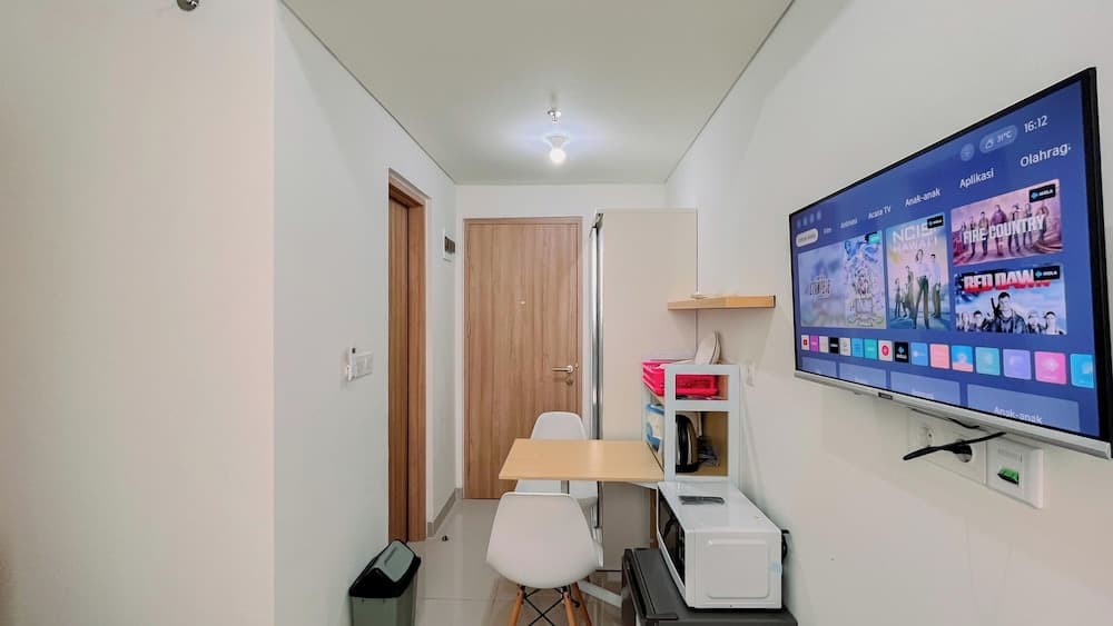 Warm Studio (No Kitchen) Apartment Bandaraya - Tallasa City Makassar