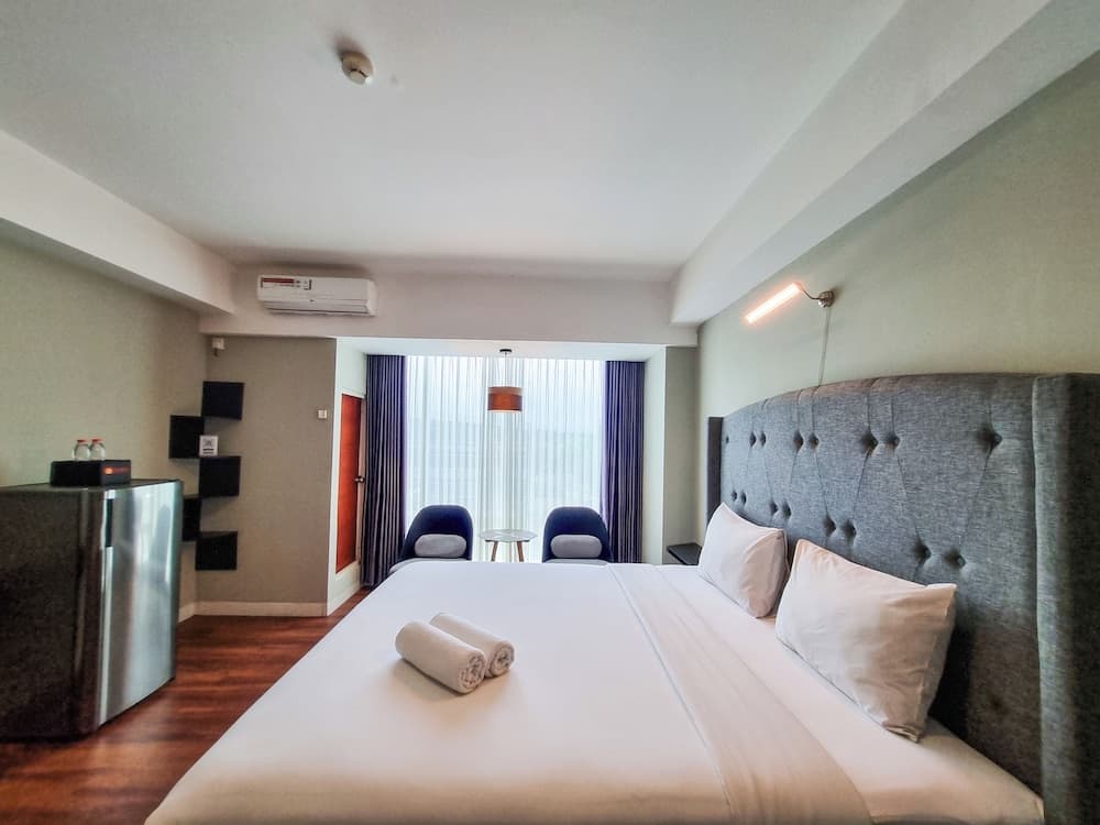 Restful Studio (No Kitchen) At Mataram City Apartment