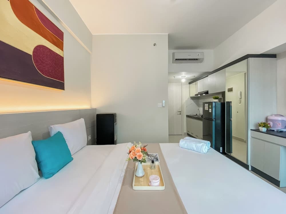 Best Place And Restful Studio At Apartment Springlake Summarecon Bekasi