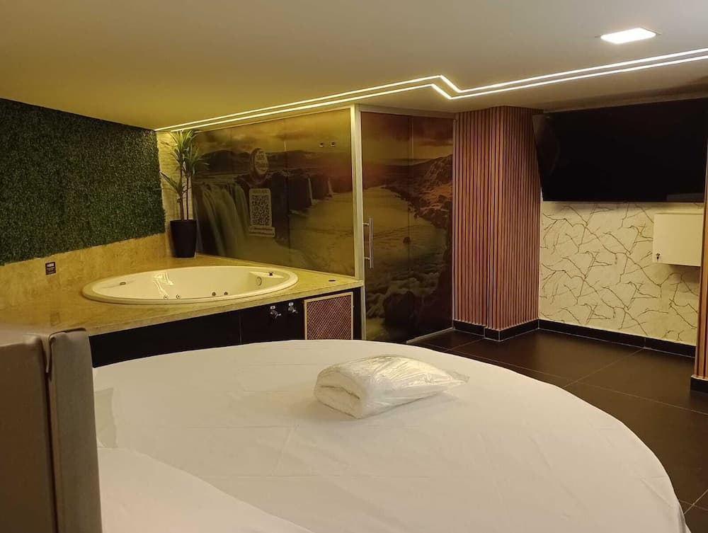 Özel spa küveti