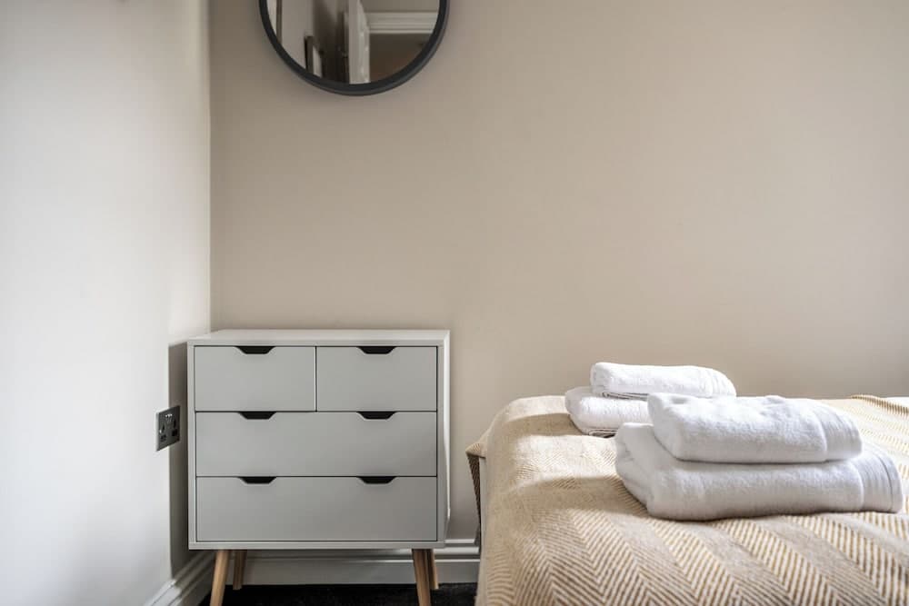 Stunning 2 Bed in Centre of Cheltenham