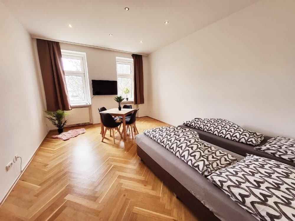 Donaufelder City Apartment