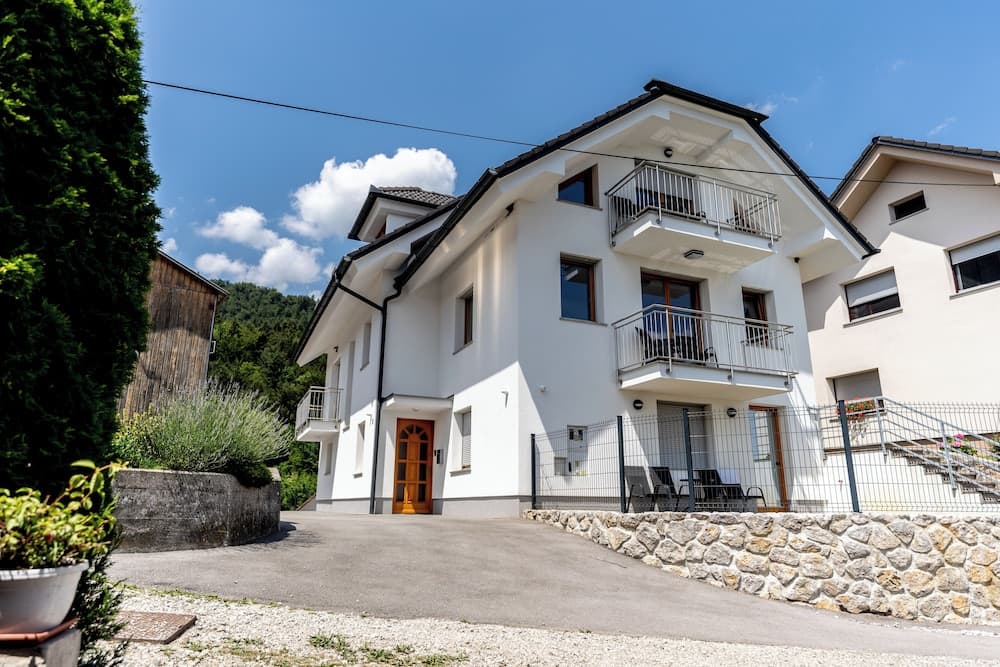 PJagodic Apartments and Wellness