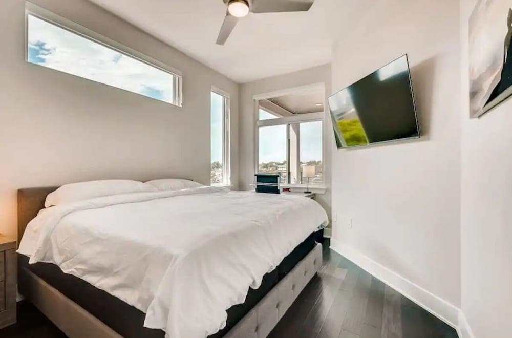 Capital View Condos Downtown Austin