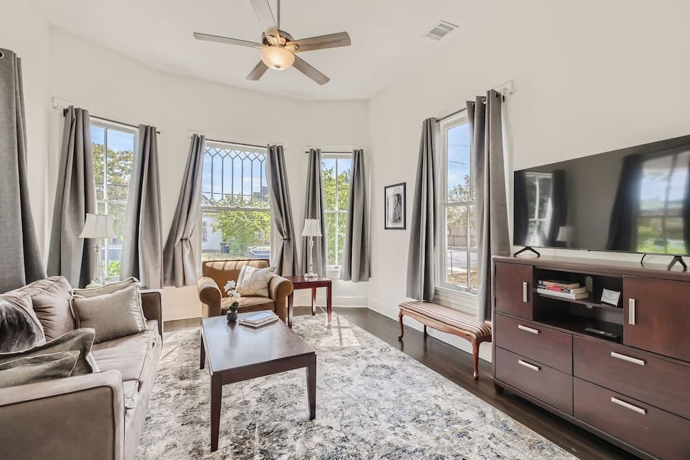 Historic Victorian 2 Mins From Pearl District