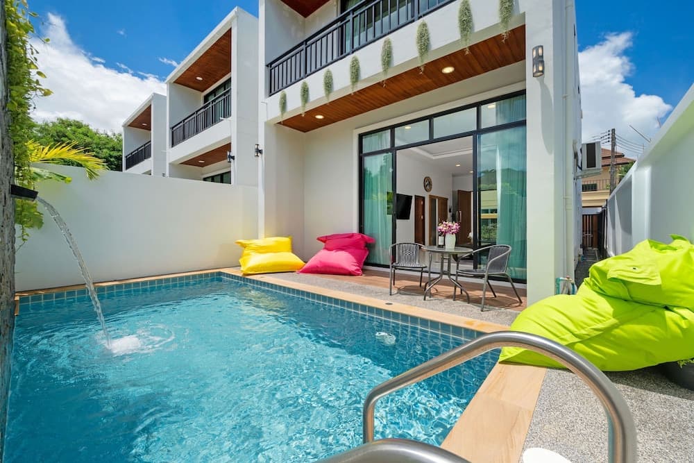 Sleek & Private Pool 2BR Villa Twiky