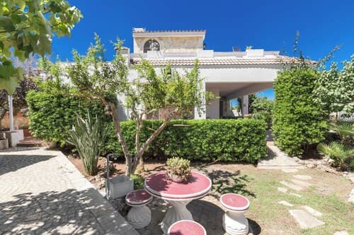 4102 Villetta Delle Muse by Barbarhouse