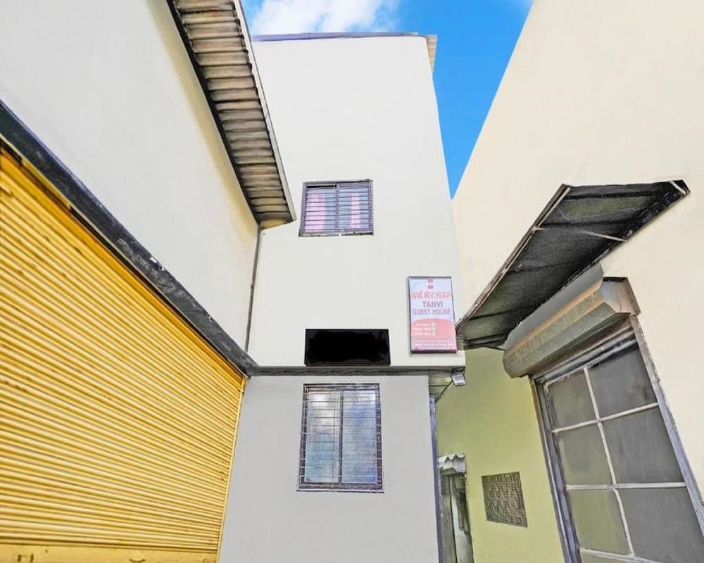 Tanvi Guest House Marol