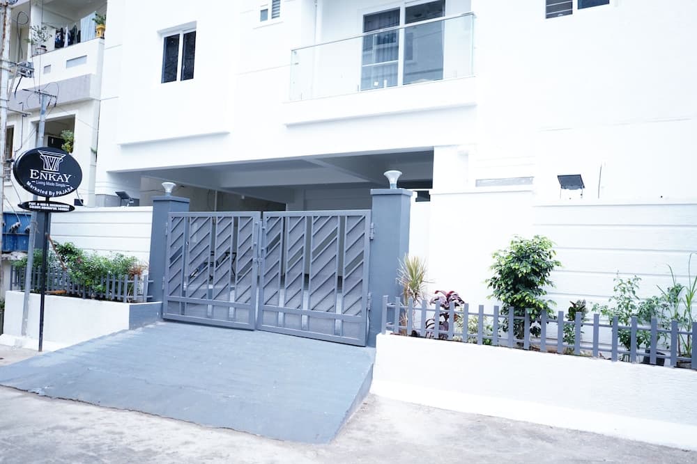 Enkay Service Apartment