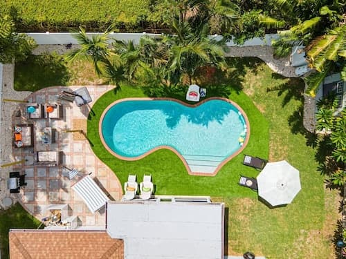 Cozy Home at Lighthouse Point With Pool