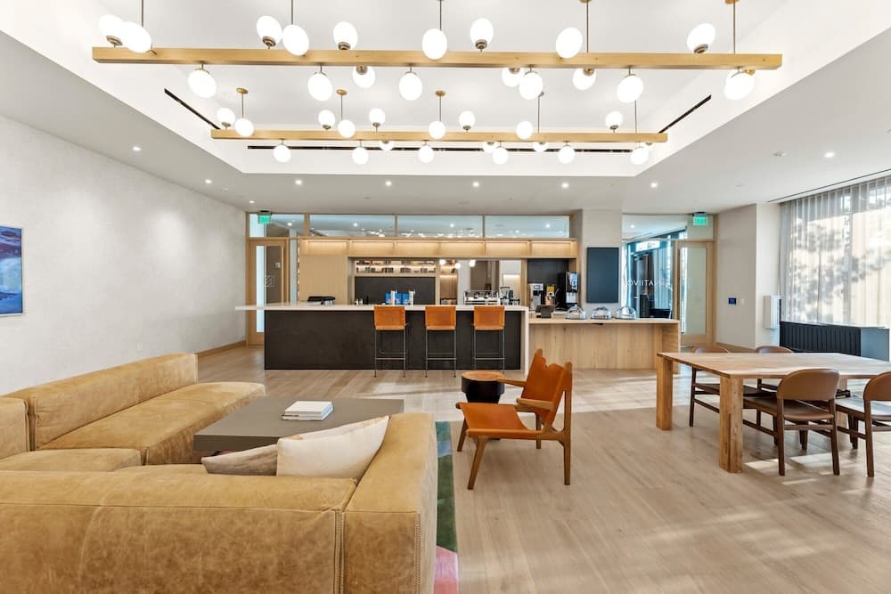 Lobi dinlenme salonu