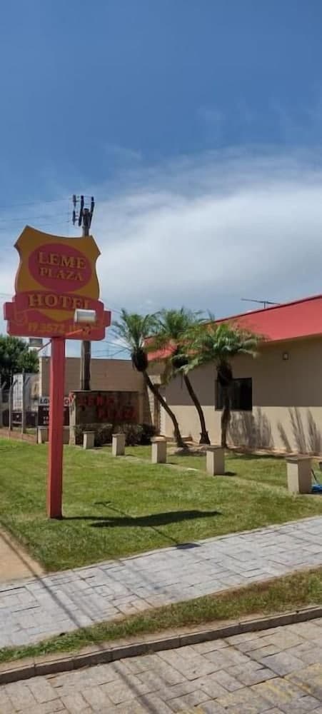 LEME PLAZA HOTEL