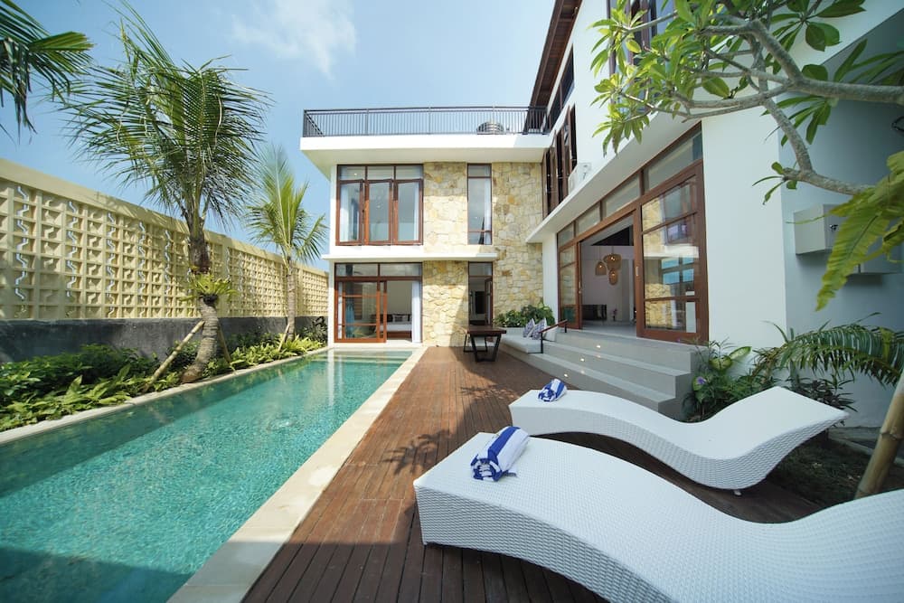 Floros Villa Canggu by Uniquecations