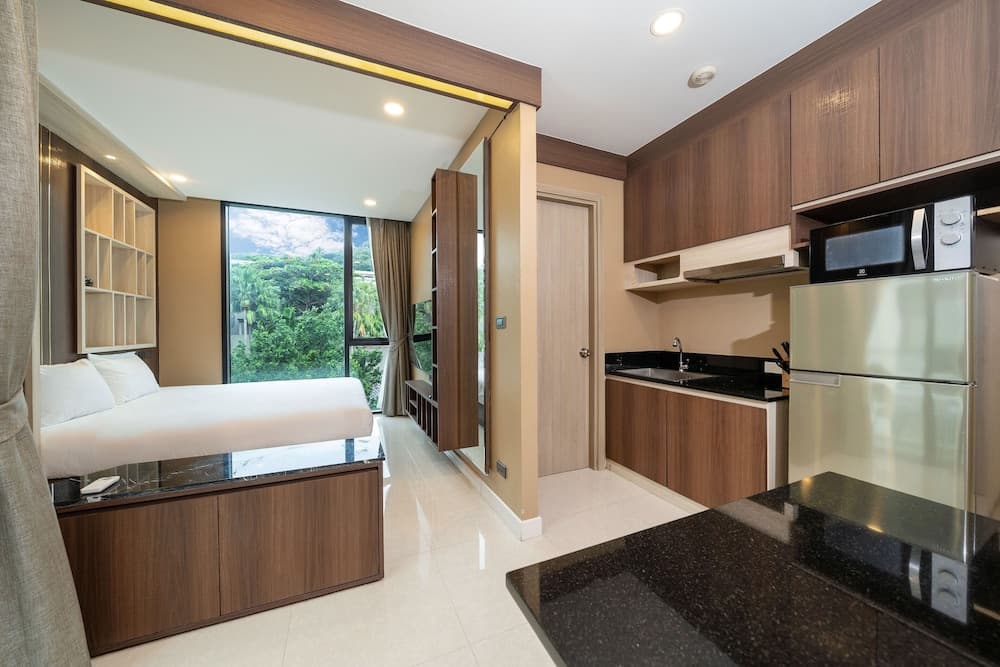 Elegant Suite B603 at Viva Patong Condo