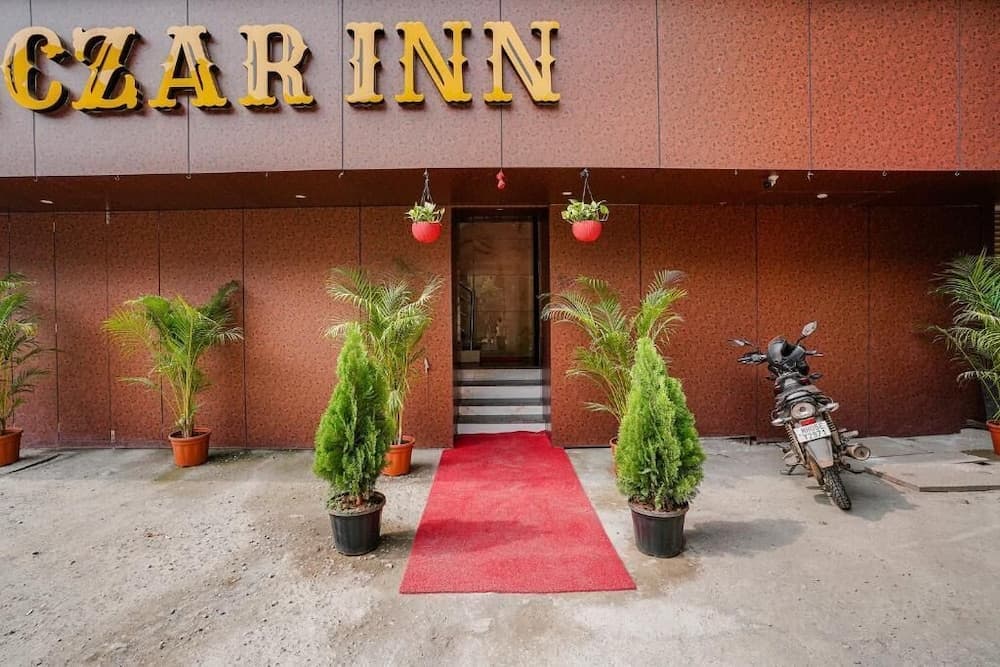 Hotel Czar Inn