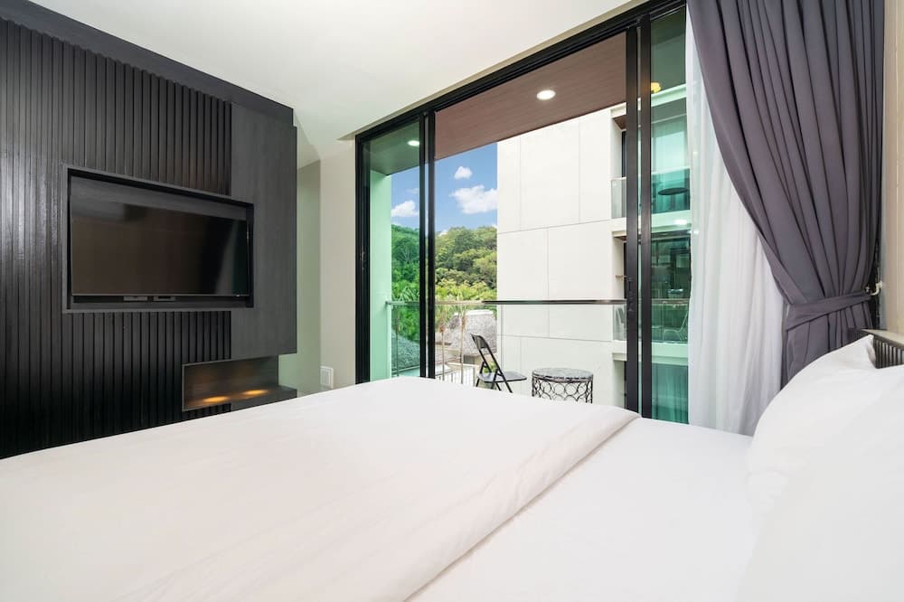Prime Location Suite D501 at Viva Patong