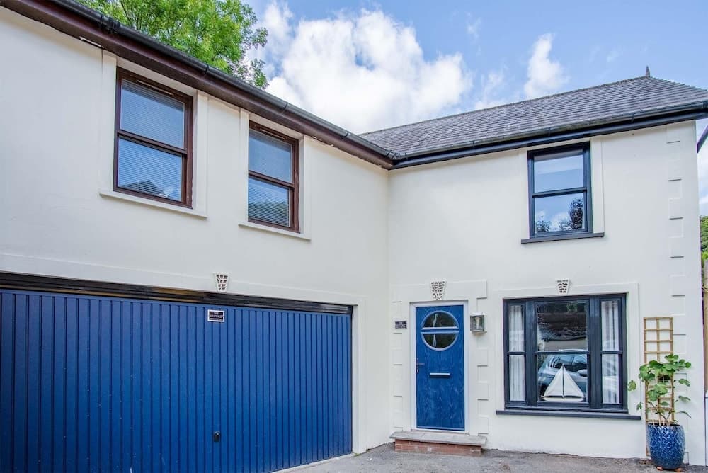 The Cottage - 2 Bedroom Cottage - Tenby