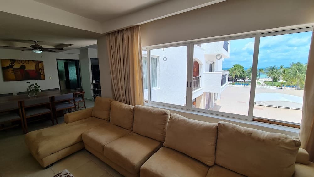 Fantastic family villa on the best beach