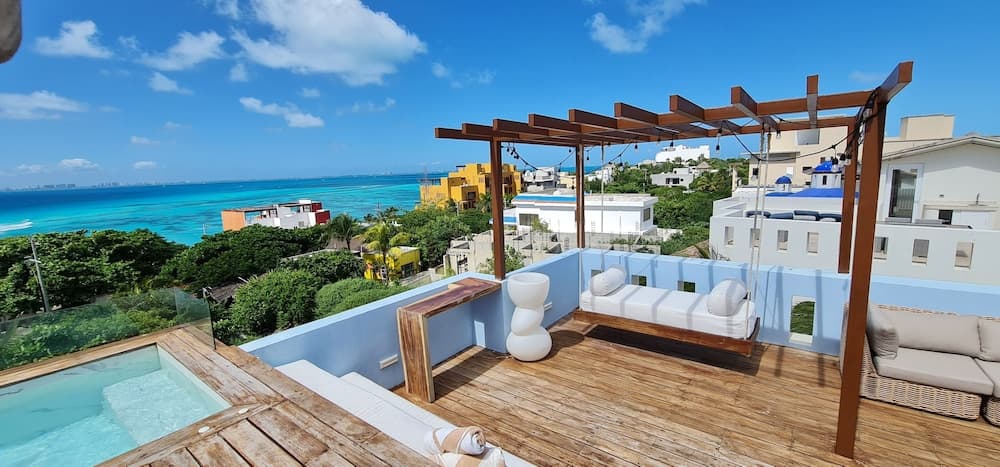CASA REYES Stunning Rooftop Oceanview