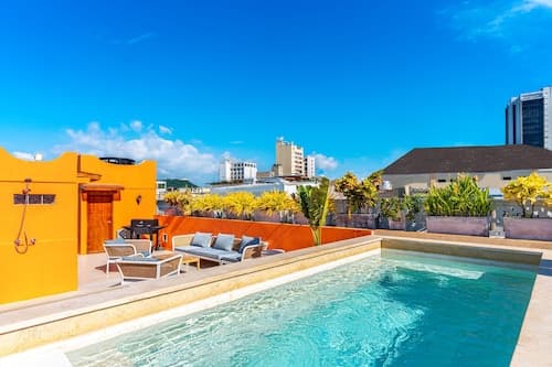Casa Cuero - Rooftop Pool - Historic Center