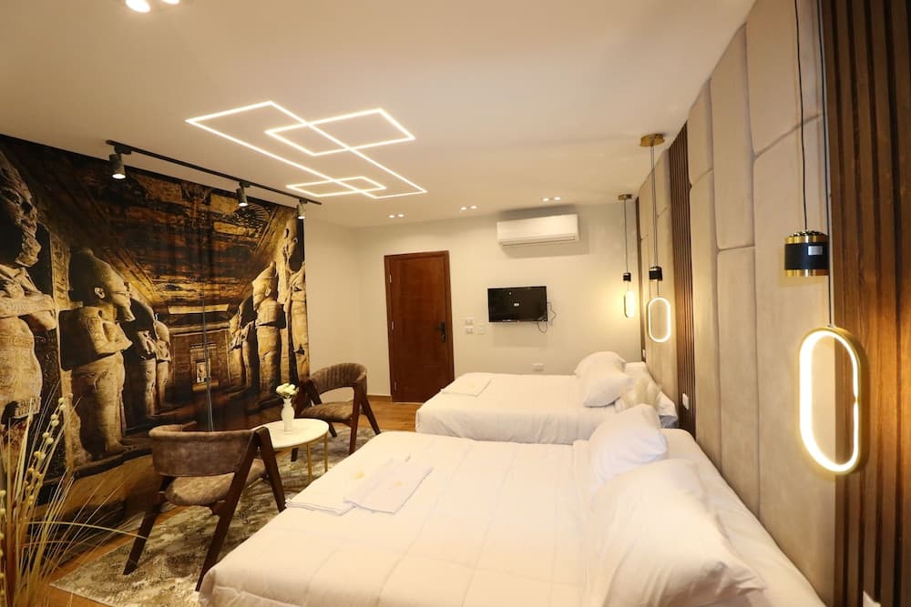 Pyramids Skyline Hotel Cairo