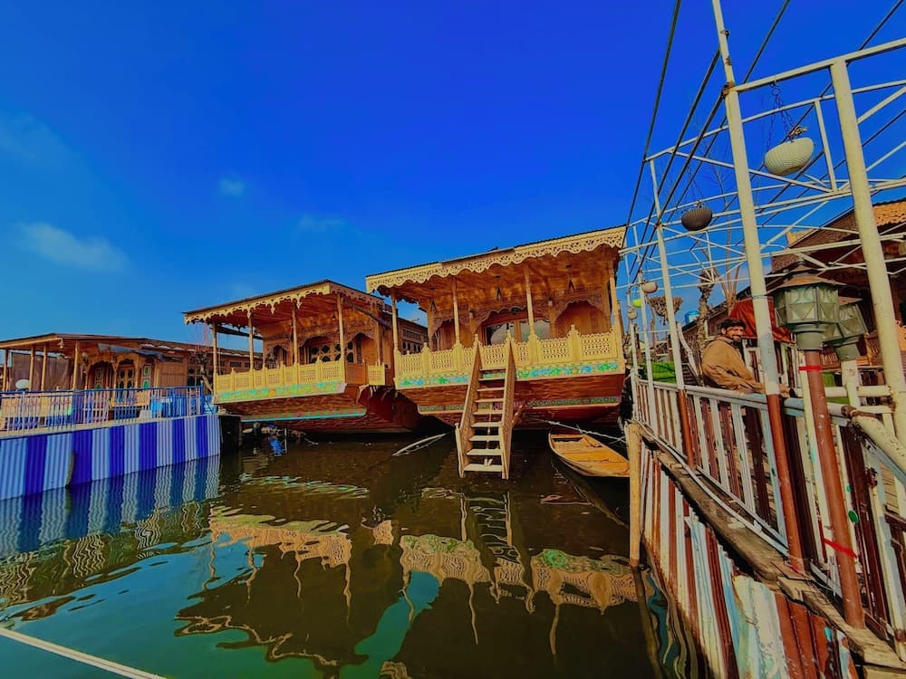 The Heritage Group Of Houseboats