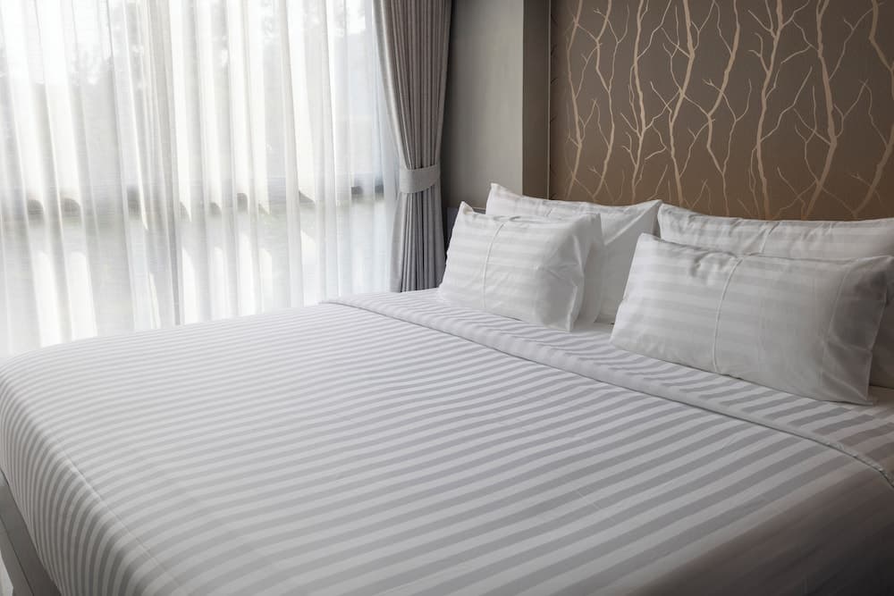 600m to beach New City gate P214 c60