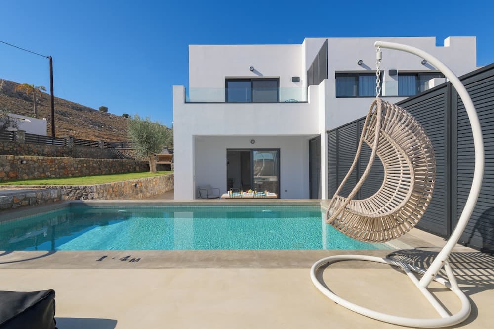 Villa Lambis Athena