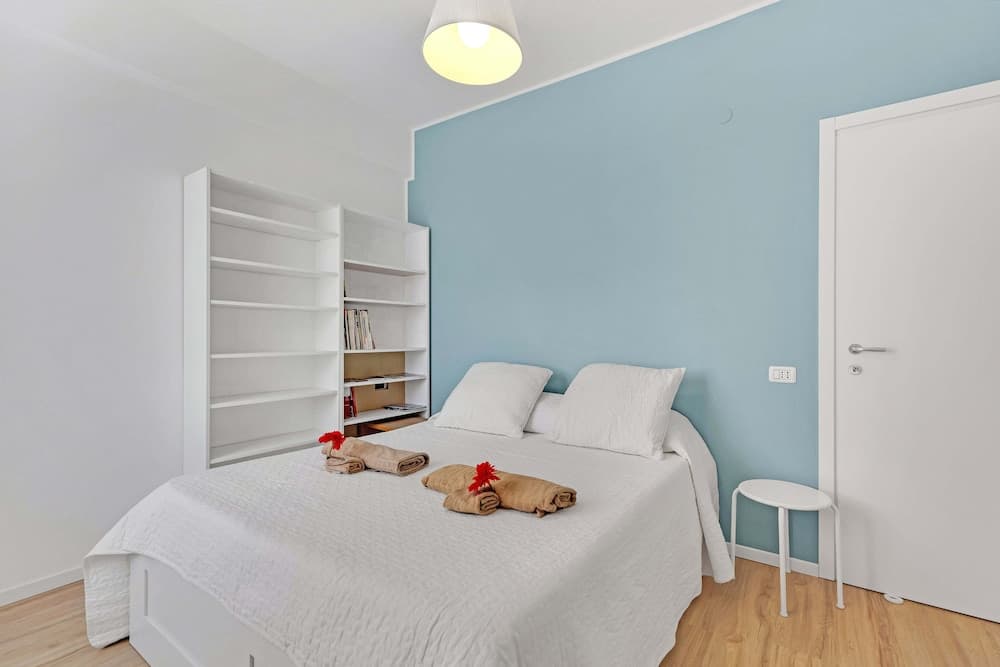 Alessia's Flat - San Bernardino