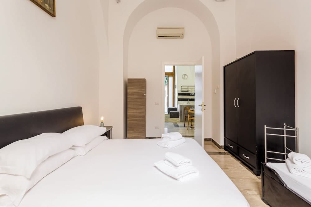 Sanniti's Apartments