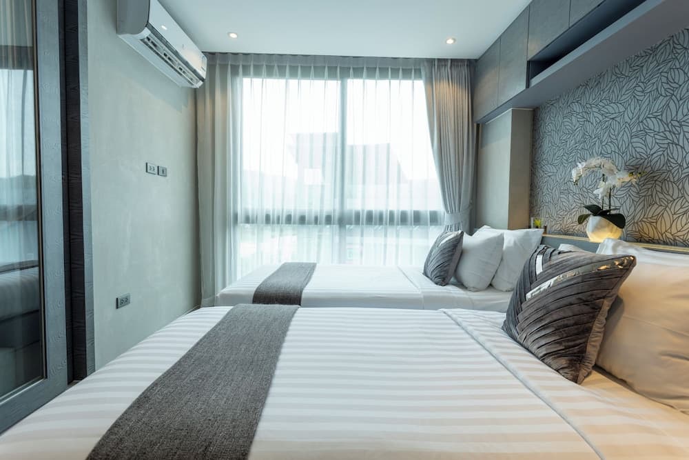 Nicest Condo in City gate Kamala c118