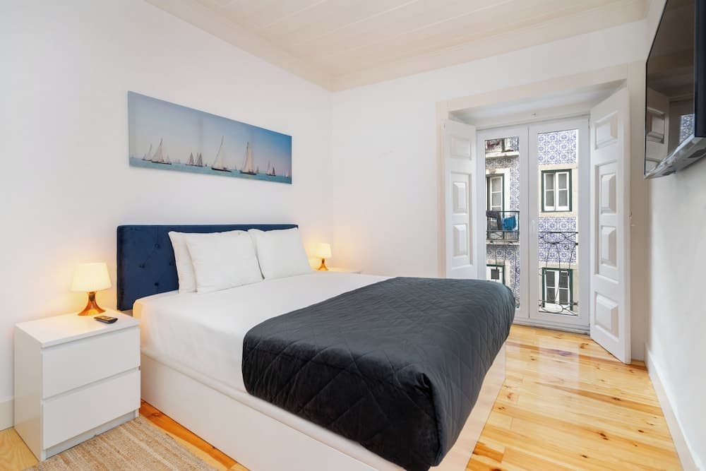 Intendente Modern 1-Bed W/ Lift & Ac In Top Notch Location