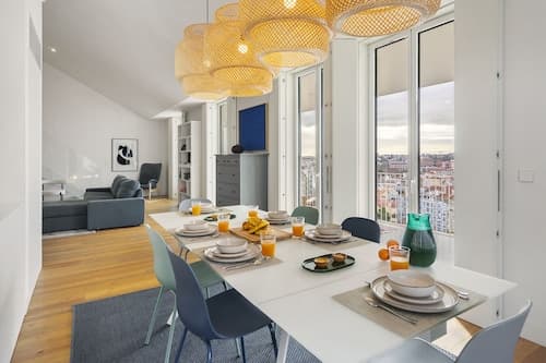 Lisbon Skyline Penthouse Luxury Living View, Ac & Elevator