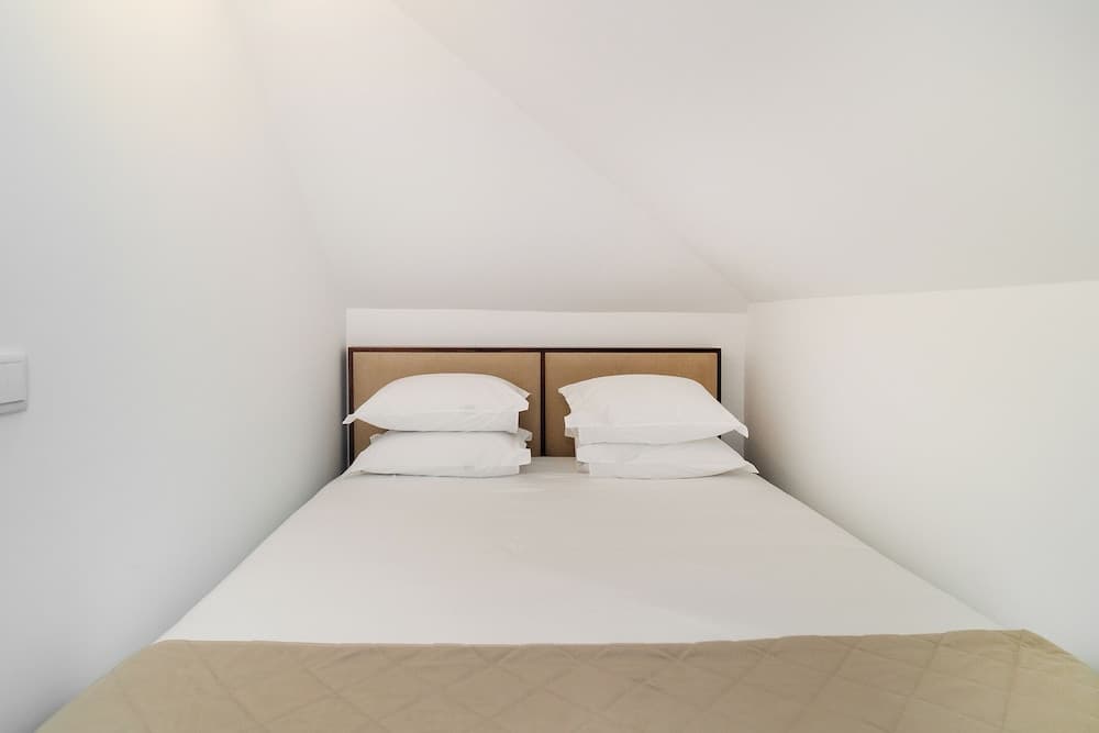 Alfama Studio Prime Location Explore Lisbon W/ Style