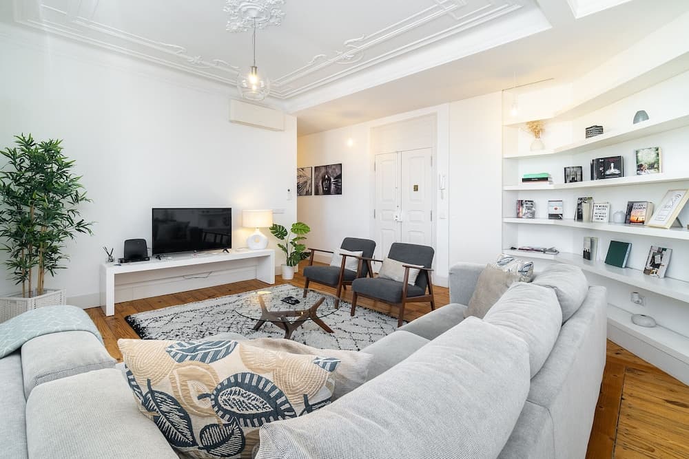 Classic Beauty & Modern Retreat In Príncipe Real