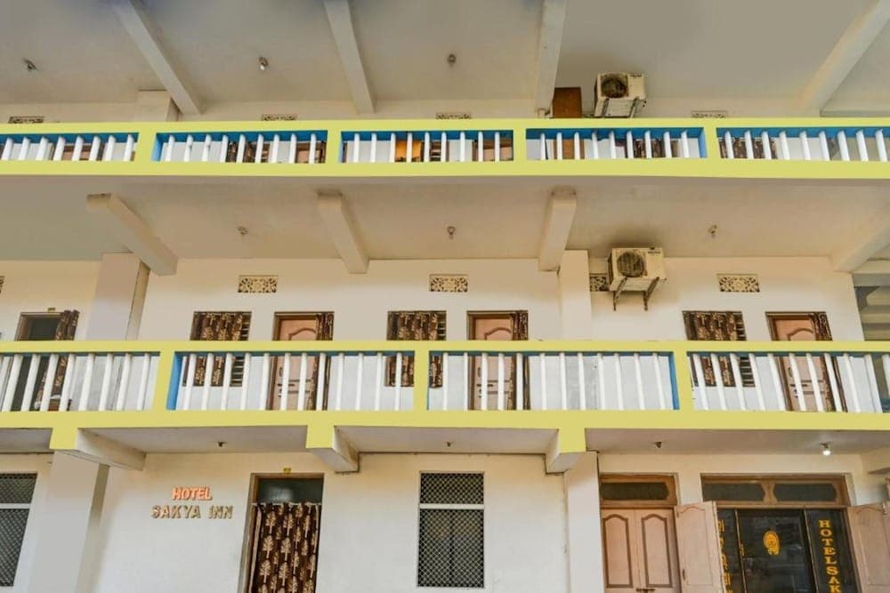 Goroomgo Sakya Inn Puri