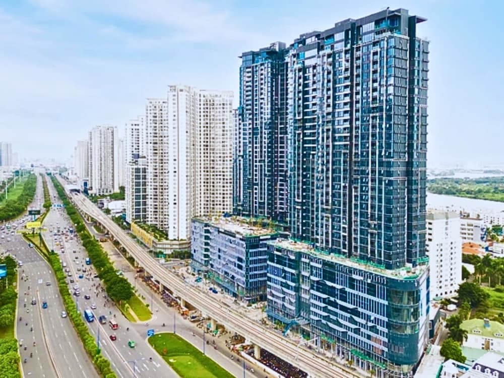 The Lumiere Luxury Citypoint ANGIA