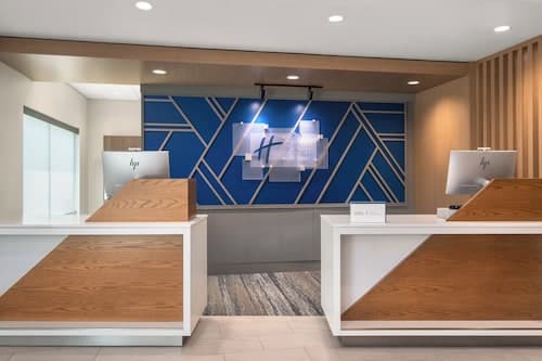 Holiday Inn Express & Suites Buford – Mall of Georgia by IHG