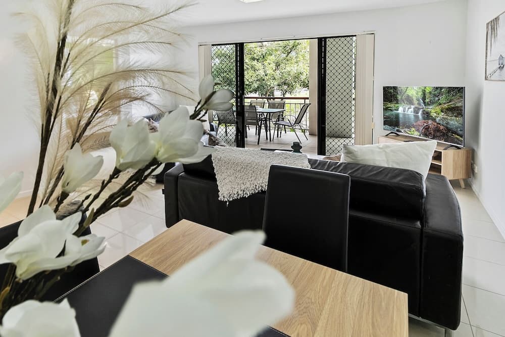 Traveller Jam Close to City & Esplanade