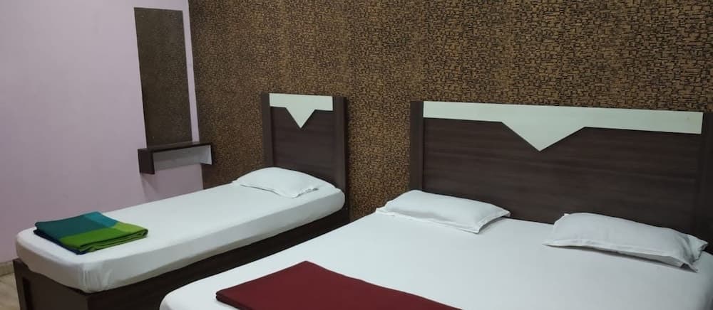 Goroomgo Royal Inn Bhubaneswar