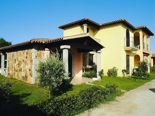 Apartment in Monte Petrosu Near San Teodoro