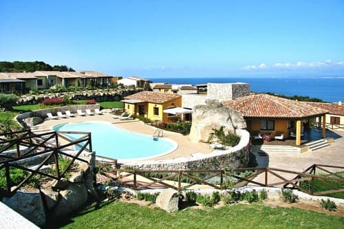Holiday Residence Punta Falcone Near Beach