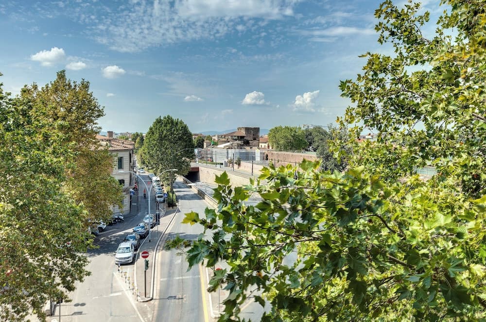 Konaklama yerinden şehir manzarası