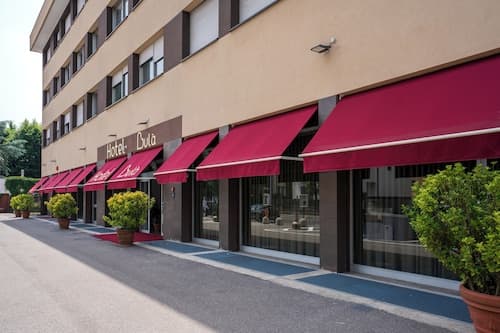 Hotel Bulà