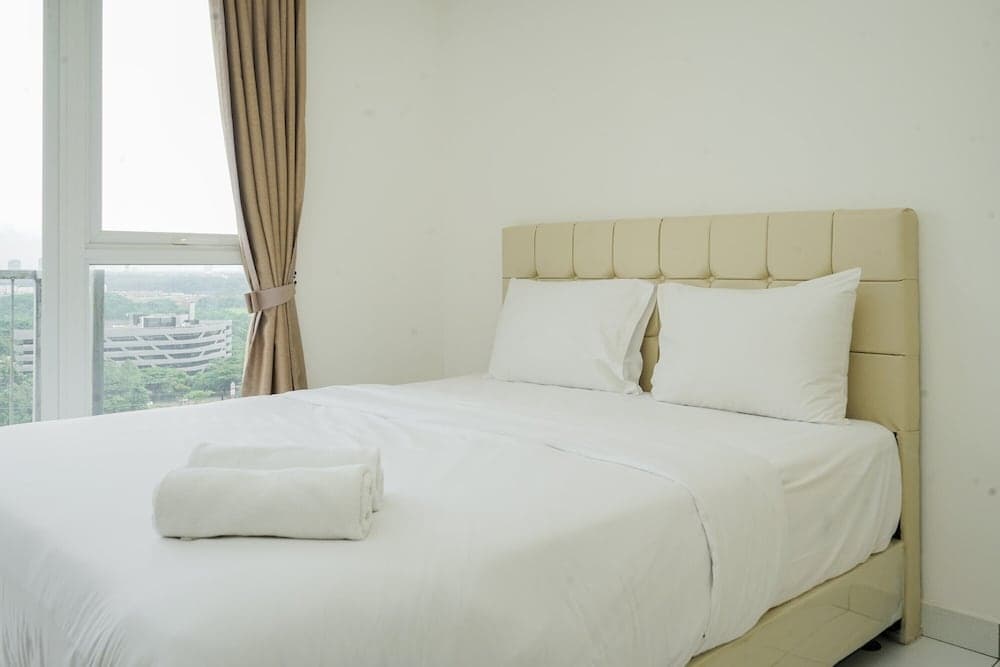 Simple And Warm Studio At Casa De Parco Apartment