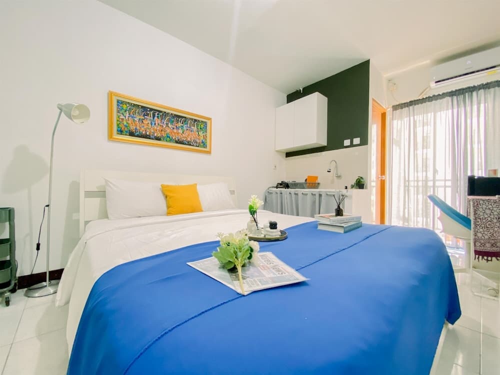 Cozy And Simply Look Studio Cinere Resort Apartment