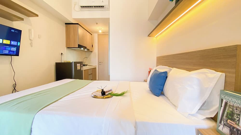 Minimalist And Cozy Studio At Tokyo Riverside Pik 2 Apartment