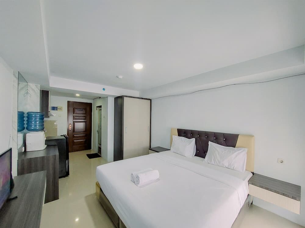 Good Place Studio Apartment Mansyur Residence
