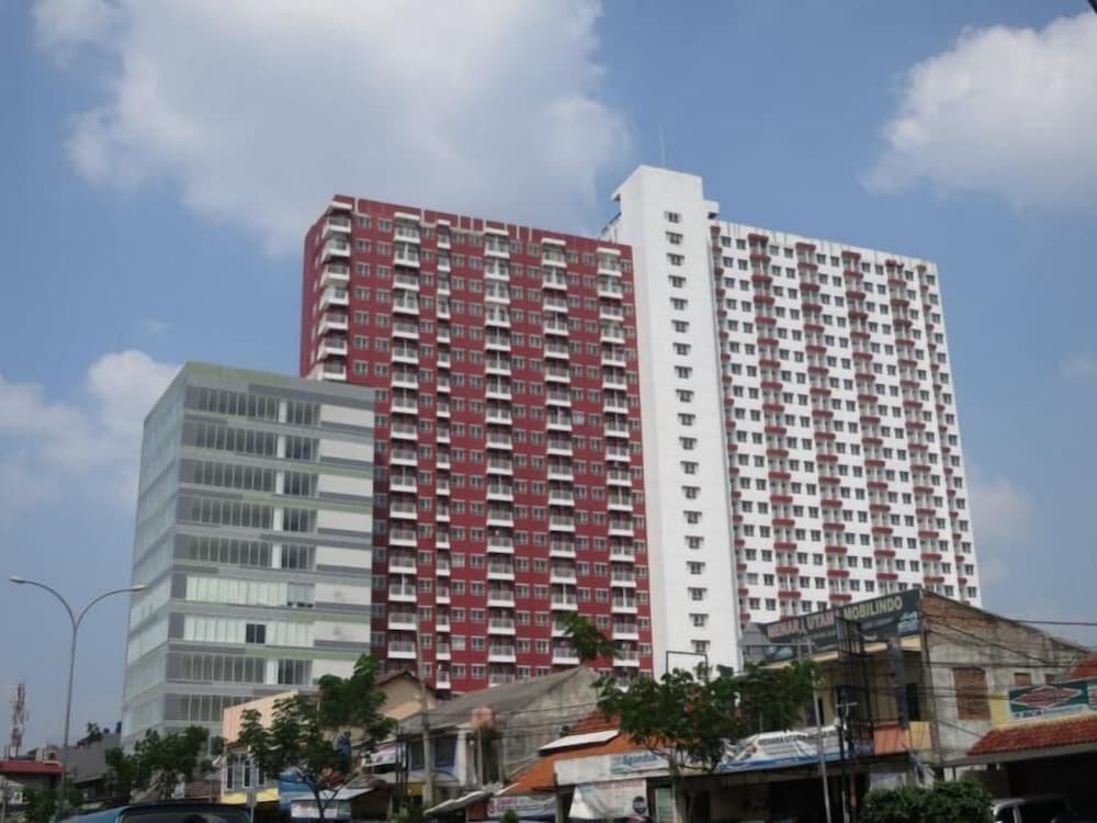 Homey 2Br Apartment At Taman Melati Margonda